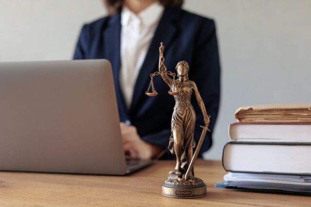 Abogados de accidentes de camiones en Riverside